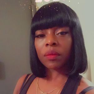 Meet your Posher, Corrinda